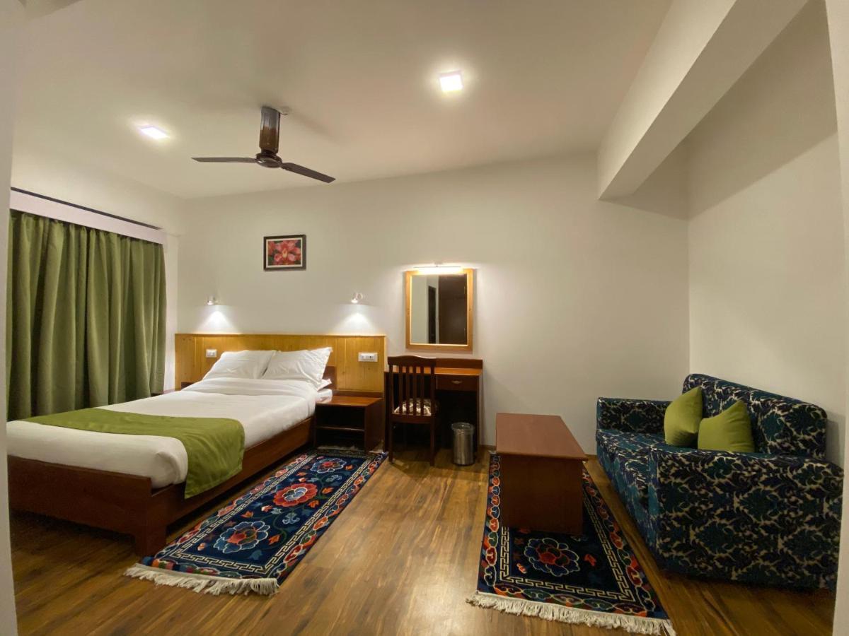 Martam Village Homestay Гангток Екстериор снимка