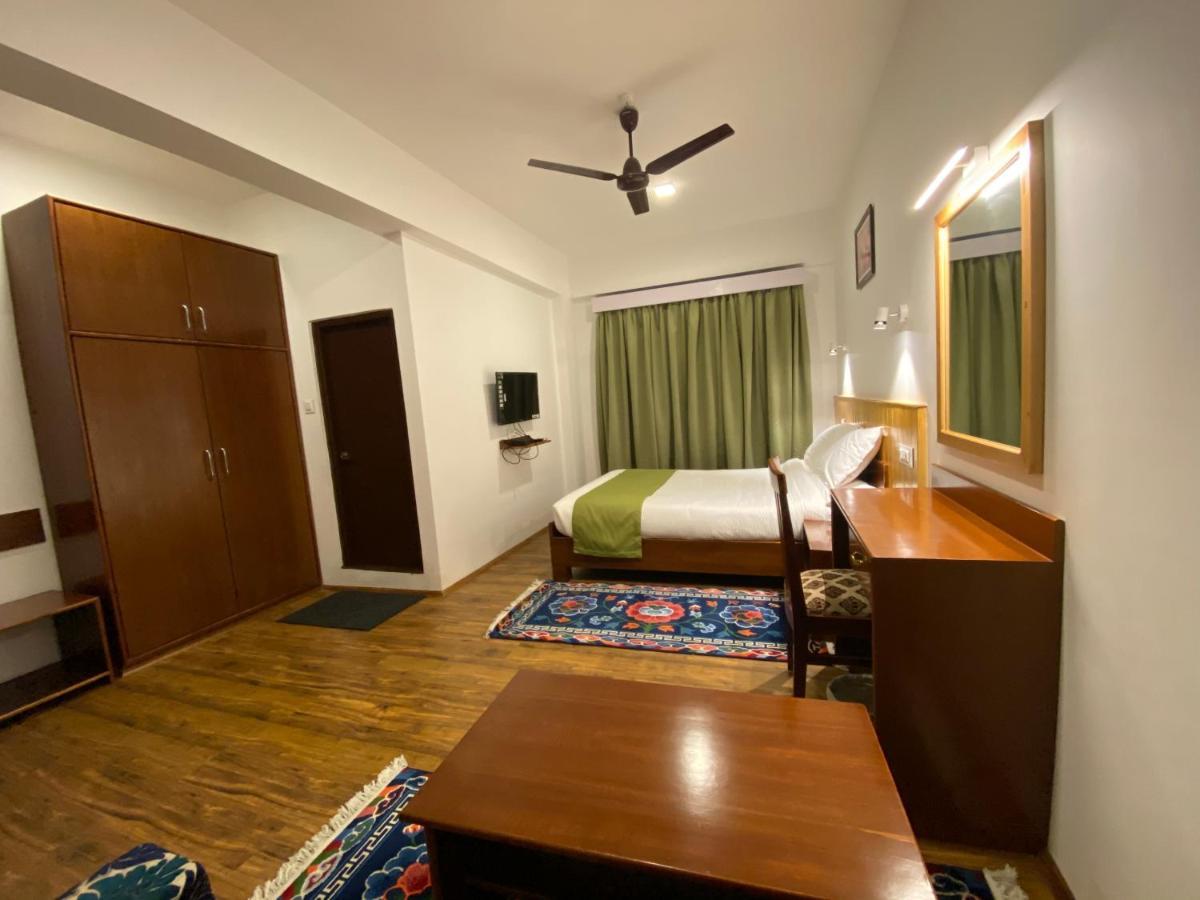 Martam Village Homestay Гангток Екстериор снимка